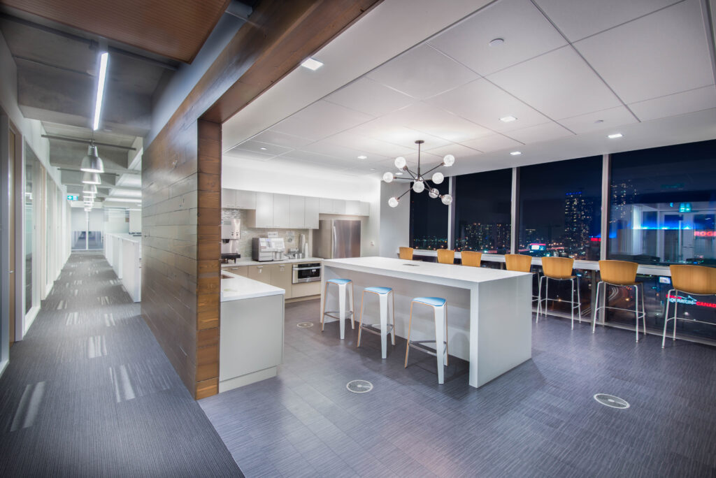 Marsh McLennan 120 Bremner Toronto Modern Office Kitchen